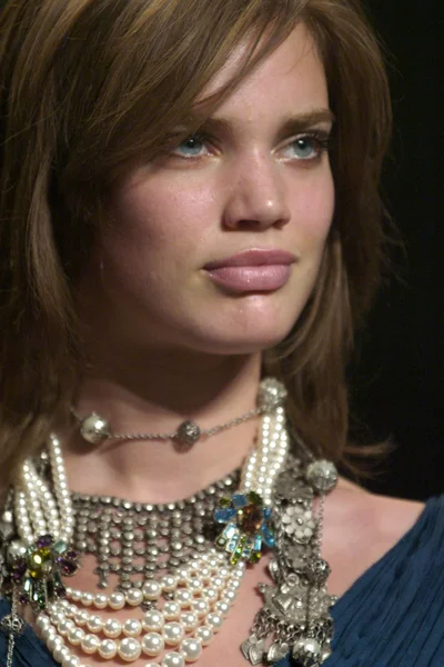 Look 18
